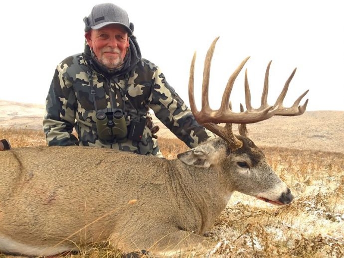 Main Content Trophy Alberta Whitetail Hunts